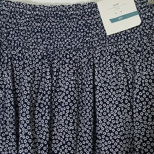 Old Navy Skirts - Old Navy Floral Skirt Old Navy Skirts - Old Navy Floral Skirt